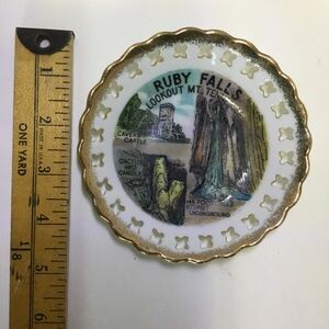 Vintage Ruby Falls Tennessee collectible plate